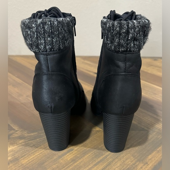 Xoxo Women's Magalin Sweater Trim Hiker Booties Women's Shoes Size 7.5M - Picture 8 of 10